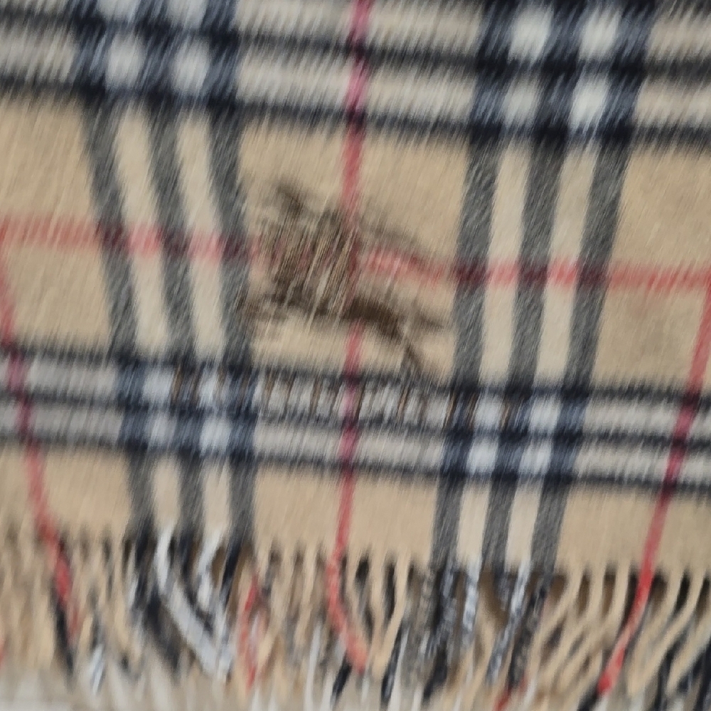 Burberry Beige Checkered Scarf - Picture 7 of 8
